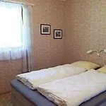 3 Bedroom Lovely In Fjæra