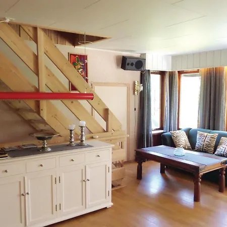 2 Bedroom Beautiful Home In Fjaera * Fjæra